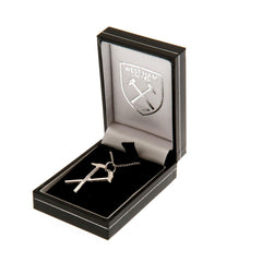 https://imageoffloads.taylorsmerchandise.com/wp-content/uploads/122137-West-Ham-United-FC-Sterling-Silver-Pendant-Chain-HM-2.jpg