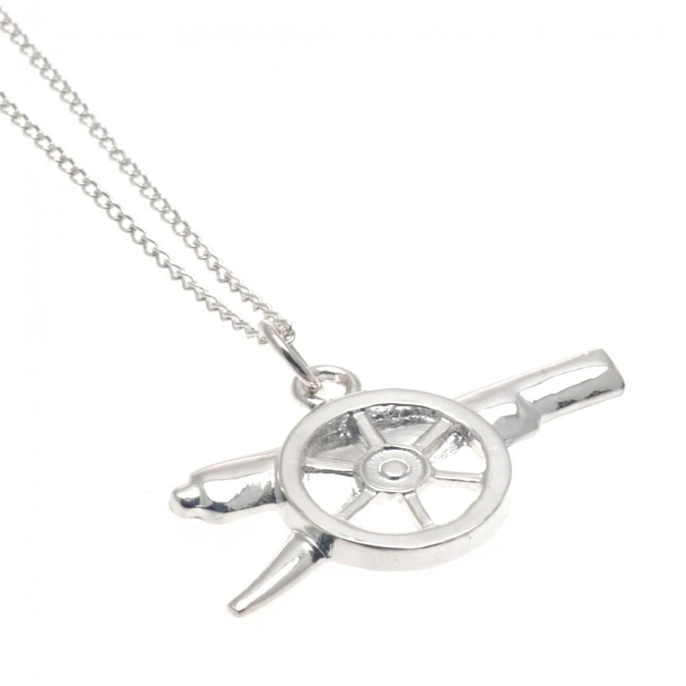 https://imageoffloads.taylorsmerchandise.com/wp-content/uploads/3947-Arsenal-FC-Sterling-Silver-Pendant-Chain-GN.jpg