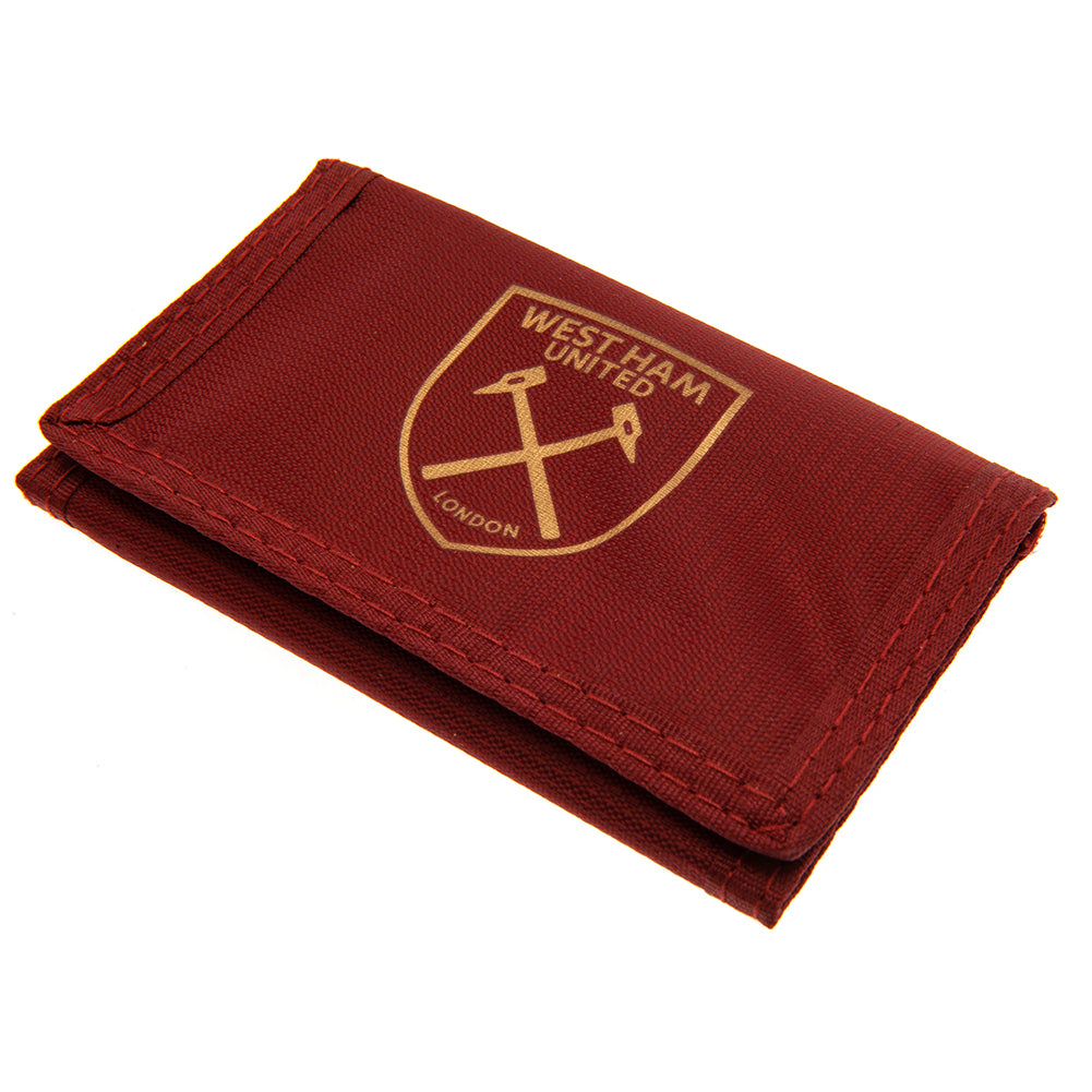https://imageoffloads.taylorsmerchandise.com/wp-content/uploads/TM-01375-West-Ham-United-FC-Nylon-Wallet-CR.jpg