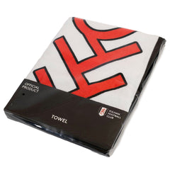 https://imageoffloads.taylorsmerchandise.com/wp-content/uploads/TM-01508-Fulham-FC-Pulse-Towel-2.jpg