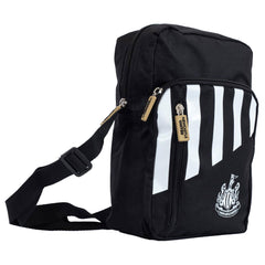 https://imageoffloads.taylorsmerchandise.com/wp-content/uploads/TM-04514-Newcastle-United-FC-Stripe-Shoulder-Bag-1.jpg