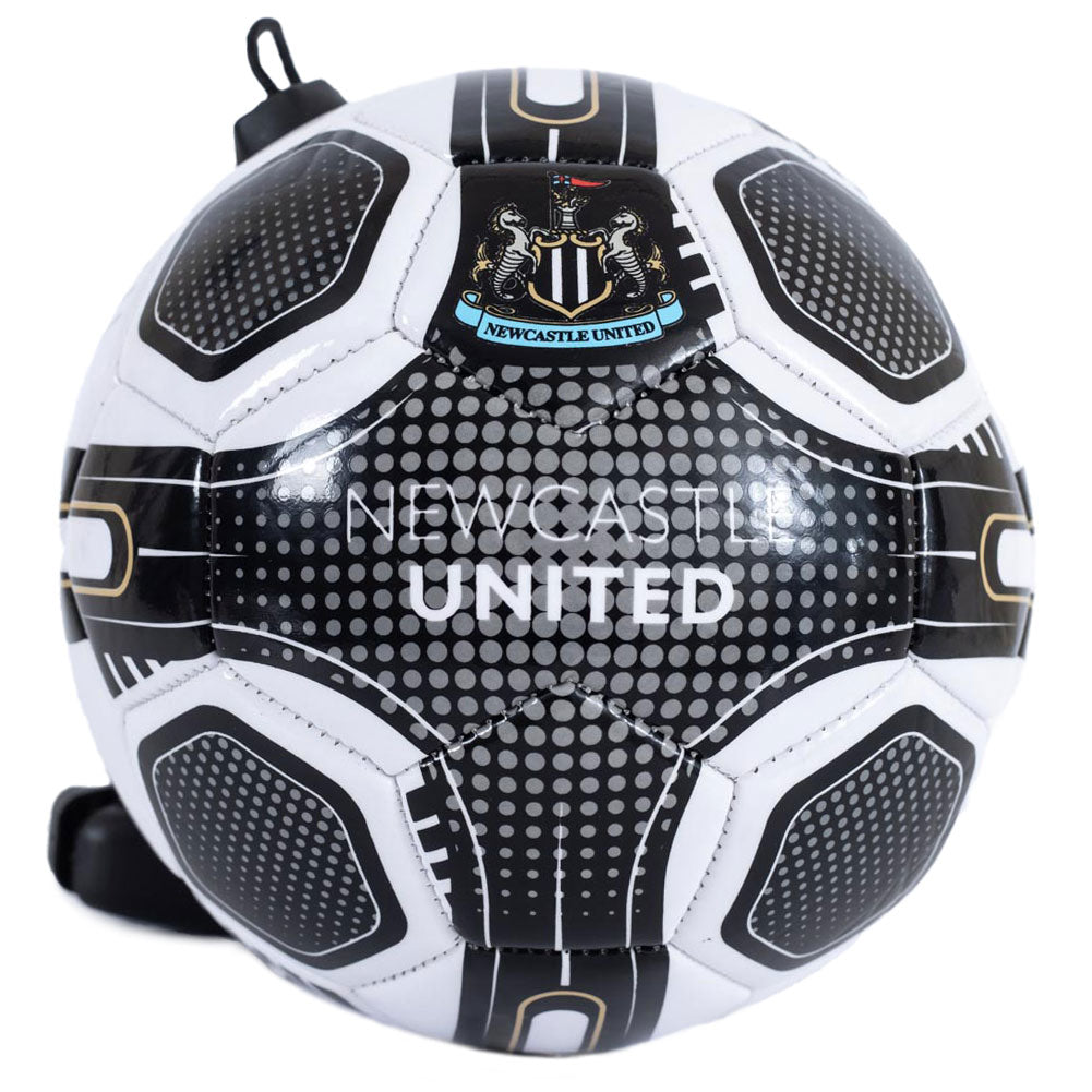 https://imageoffloads.taylorsmerchandise.com/wp-content/uploads/TM-04559-Newcastle-United-FC-Size-2-Skills-Trainer-1.jpg