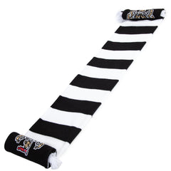 https://imageoffloads.taylorsmerchandise.com/wp-content/uploads/TM-05564-Newcastle-United-FC-Bar-Scarf-2.jpg
