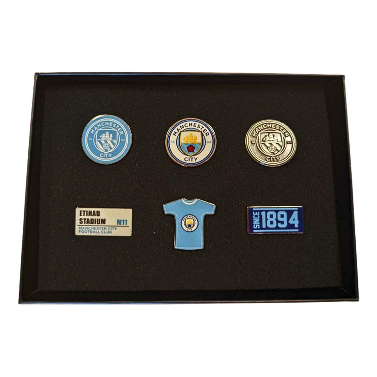 https://imageoffloads.taylorsmerchandise.com/wp-content/uploads/TM-06449-Manchester-City-FC-6pc-Badge-Set.jpg
