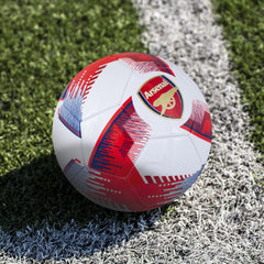 https://imageoffloads.taylorsmerchandise.com/wp-content/uploads/TM-06510-Arsenal-FC-Blitz-Football-4.jpg
