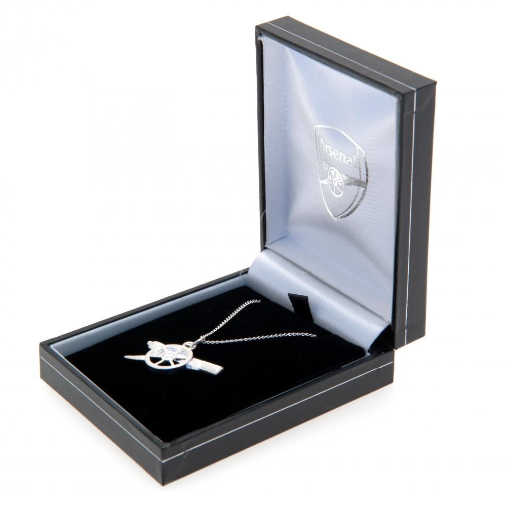  https://imageoffloads.taylorsmerchandise.com/wp-content/uploads/3947-Arsenal-FC-Sterling-Silver-Pendant-Chain-GN-2.jpg