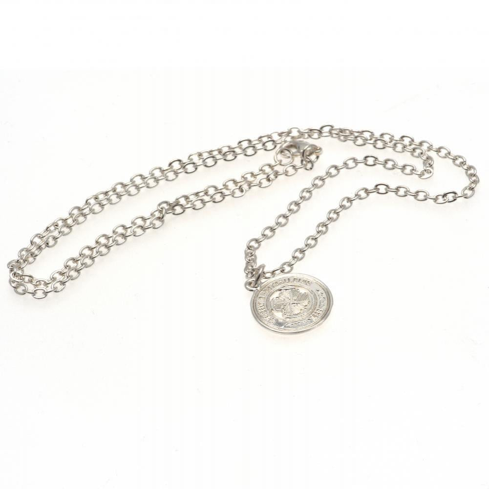 https://imageoffloads.taylorsmerchandise.com/wp-content/uploads/5070-Celtic-FC-Silver-Plated-Pendant-Chain.jpg Imagen principal del producto