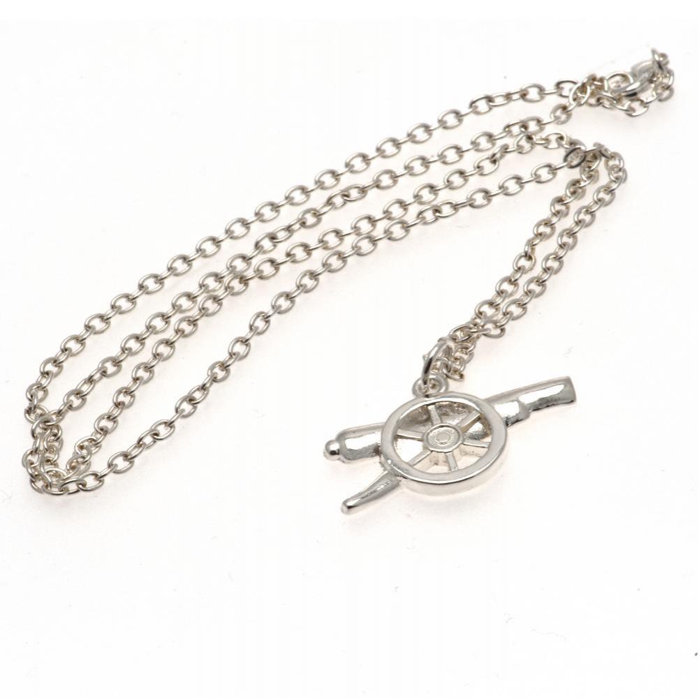 https://imageoffloads.taylorsmerchandise.com/wp-content/uploads/5071-Arsenal-FC-Silver-Plated-Pendant-Chain-GN.jpg