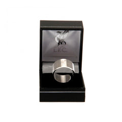  https://imageoffloads.taylorsmerchandise.com/wp-content/uploads/88185-Liverpool-FC-Bangle-Ring-3.jpg
