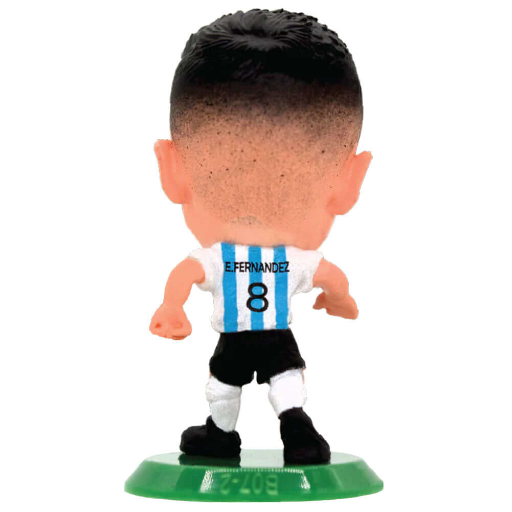 Argentina SoccerStarz Enzo LKT Sport Enzo Fernandez Soccerstarz collectable figureFeatures classic Argentina home kitStands 5cm tall on a green baseOfficial licensed productApprox 5cm x 2.5cm x 2.5cm Action Figures