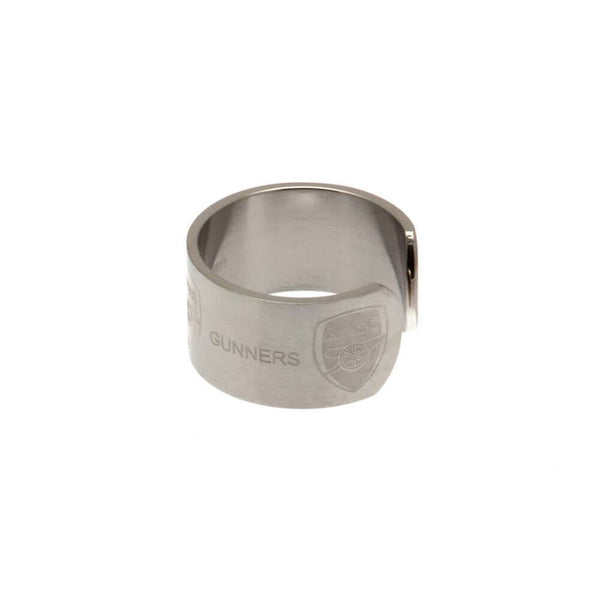 Arsenal FC Bangle Ring Small LKT Sport Stainless steel bangle style ringEngraved with the Arsenal crestOfficial licensed productInternal diameter approx 19mmRing size R Rings