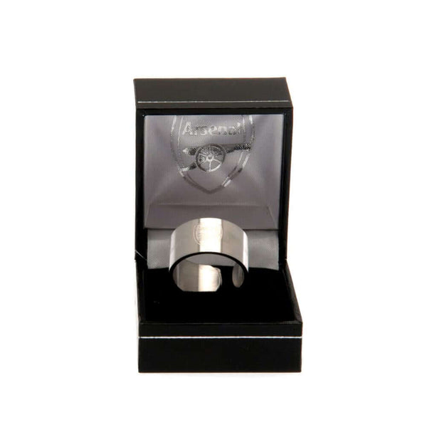 Arsenal FC Bangle Ring Small LKT Sport Stainless steel bangle style ringEngraved with the Arsenal crestOfficial licensed productInternal diameter approx 19mmRing size R Rings
