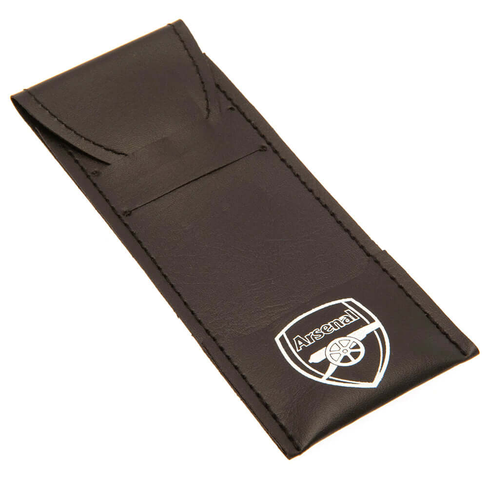 Arsenal FC Darts Set LKT Sport Arsenal FC essential darts set3 x dart barrels with red detail3 x black dart shafts3 x red dart flights with white Arsenal crestsComplete with a PU darts case printed with the Arsenal crestOfficial licensed product Darts