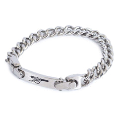 Arsenal FC Detachable Bracelet LKT Sport Classic stainless steel rope link bracelet with detachable central plateFeaturing a unique design whereby the central plate can be removed and attached to other jewellery, making the bracelet shorter in lengthCentr