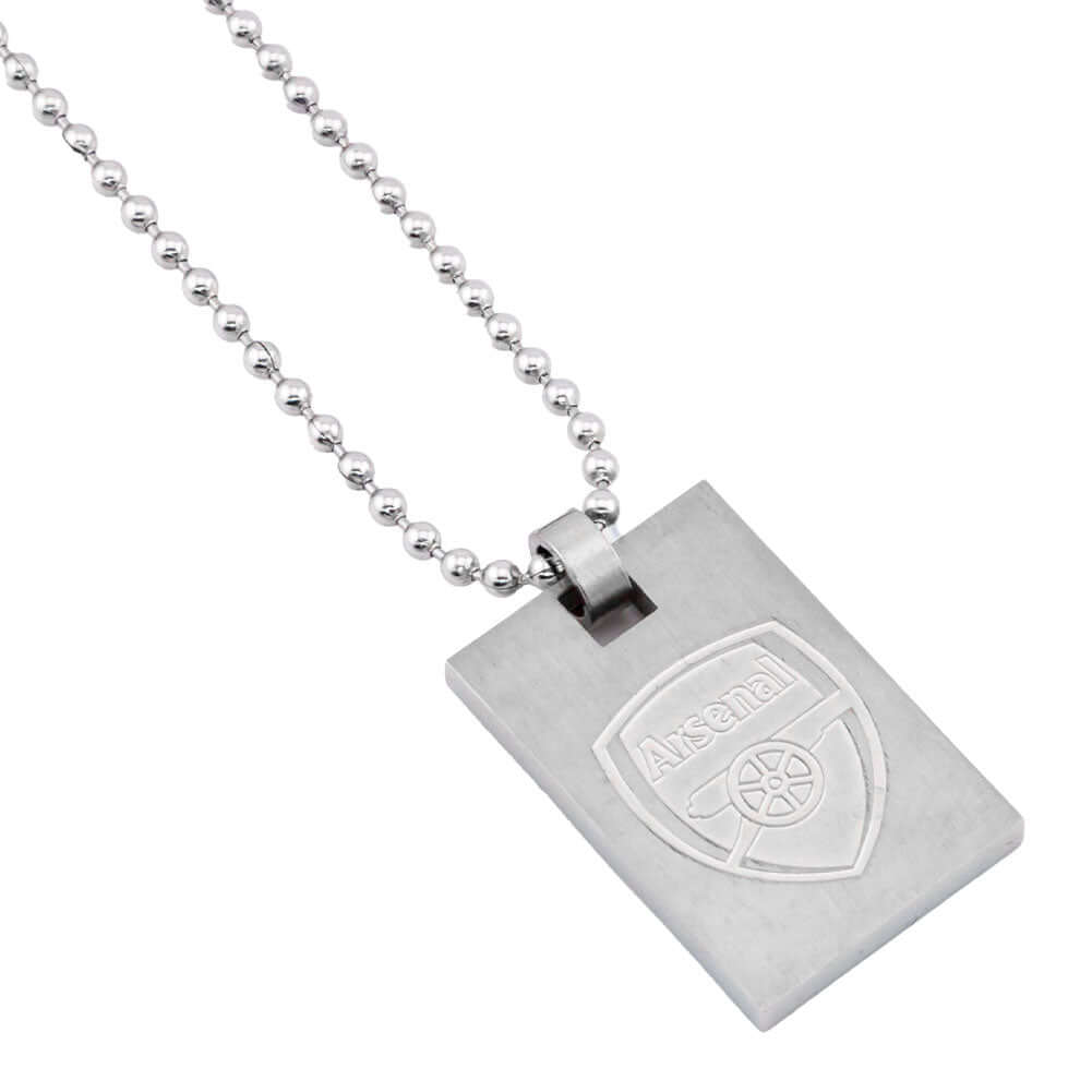Arsenal FC Dog Tag & Chain LKT Sport Classic design stainless steel dog tag and ball chainBrushed satin finish and engraved with the Arsenal crestOfficial licensed productChain approx 53cm (21in)Dog tag approx 30mm x 20mm Necklaces Imagen principal del producto