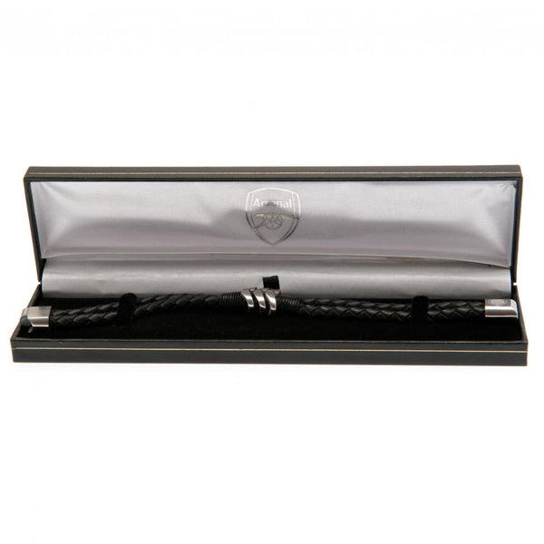 Arsenal FC Leather Bracelet LKT Sport Twin rope design bracelet made from genuine leather Black bracelet featuring with steel detail Stainless steel magnetic clasp with an engraved club crest Official licensed product Approx 20cm x 1cm Presented in a gift