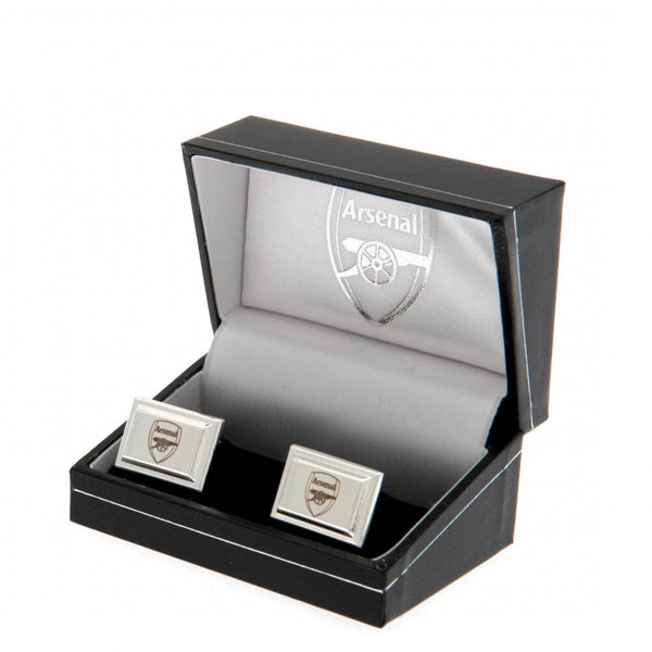 Arsenal FC Silver Plated Cufflinks LKT Sport Silver plated rectangular cufflinks in a chrome finishEach cufflink is engraved with the Arsenal crestOn a bullet back fixingOfficial licensed productApprox 20mm x 10mm Cufflinks