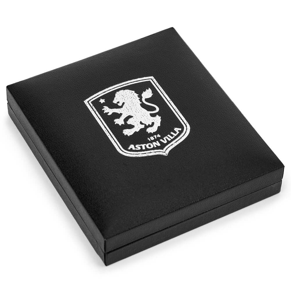 Aston Villa FC Silver Plated Boxed Pendant LN LKT Sport Silver plated pendant and necklaceFeaturing an Villa Lion pendant on a chain necklaceWith a lobster claspOfficial licensed productNecklace approx 50cm (20 inches)Pendant approx 20mm x 17mm Pendants