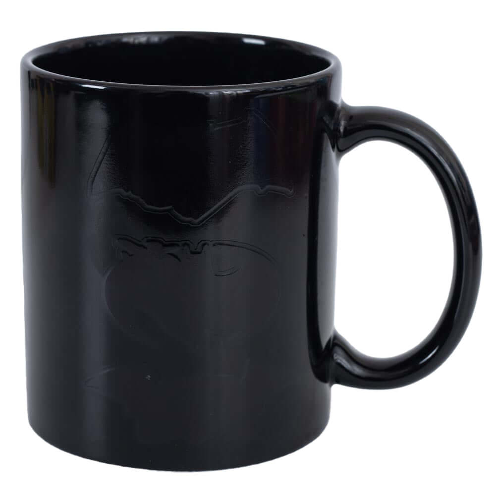 Batman Heat Changing Mug LKT Sport Ceramic everyday coffee mug with a heat sensitive designDesign changes as the contents heat and coolBlack mug featuring the Batman logos, which transfers to images of the Batmobile when hotHand wash onlyOfficial licensed