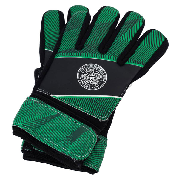Celtic FC Fuse Goalkeeper Gloves Yths LKT Sport Fuse design goalkeeper gloves featuring a white Celtic crestWith a latex foam palm and lightweight foam backingElastic strap for secure fitOfficial licensed productSize youthsTo fit approx 79-86mm palm width