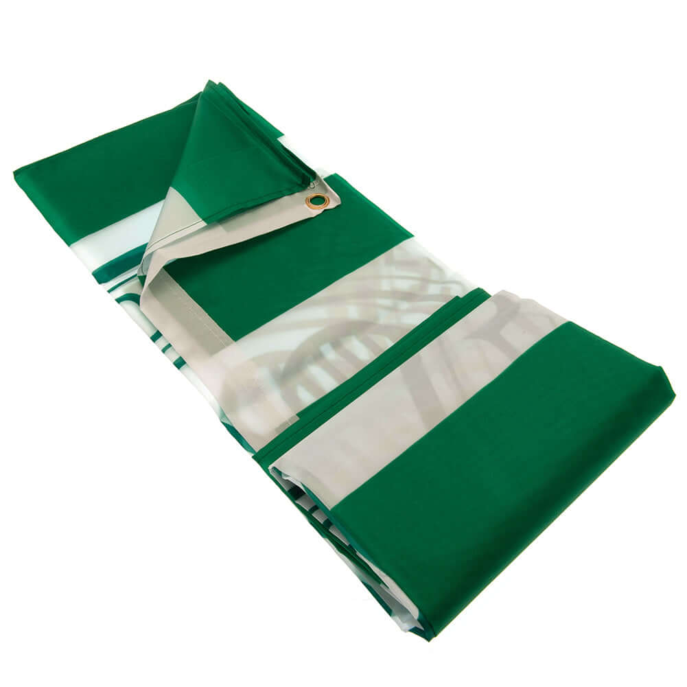 Celtic FC Hoop Flag LKT Sport Large 100% polyester supporters flagThis green and white hoop flag features a full colour Celtic crestPerfect for any wall with ready to hang metal eyeletsOfficial licensed productApprox 152cm x 91cm (5ft x 3ft) Flags
