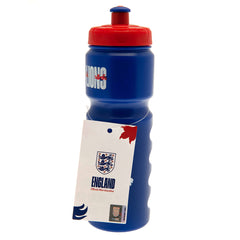 England FA Plastic Drinks Bottle LKT Sport Easy grip lightweight drinks bottleBlue bottle with a large lion and England crest in whiteFeatures 'Three Lions' text in whiteWith a screw top lid and push-pull drinking spoutOfficial licensed productApprox 750m
