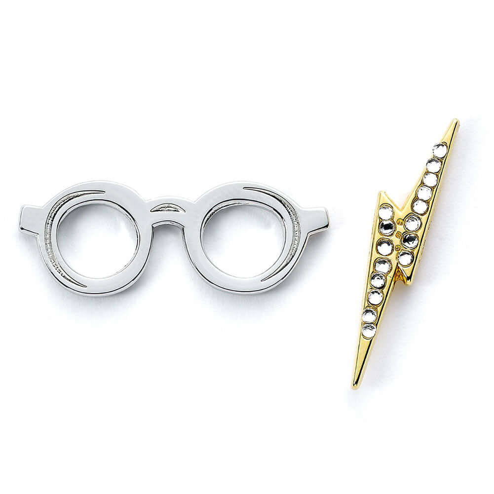 Harry Potter Greetings Card with Badge LKT Sport Fun greetings card featuring Harry PotterWith removable Lightning Bolt and Glasses pin badgesThis card has been left blank for your own messageWith a gold envelopeOfficial licensed productApprox 23cm x 12cm