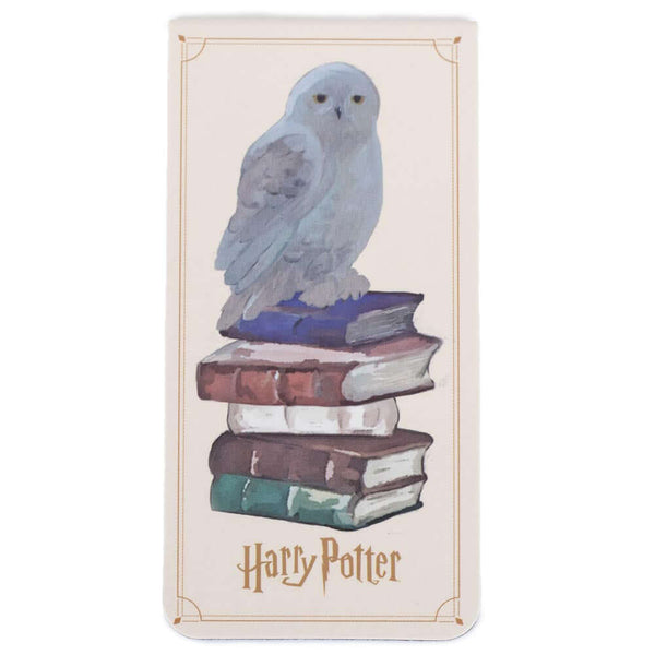 Harry Potter Hedwig Owl Magnetic Bookmark LKT Sport Harry Potter design magnetic bookmarkFeatures a classic image of Hedwig Owl on both sides of the magnetOfficial licensed productApprox 9cm x 4.5cm Bookmarks