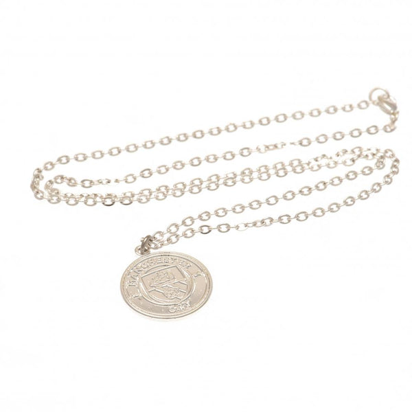 Manchester City FC Silver Plated Pendant & Chain LKT Sport Silver plated pendant and necklace Featuring a City crest pendant on a chain necklace With a lobster clasp Official licensed product Necklace approx 50cm (20 inches) Pendant approx 20mm x 18mm In