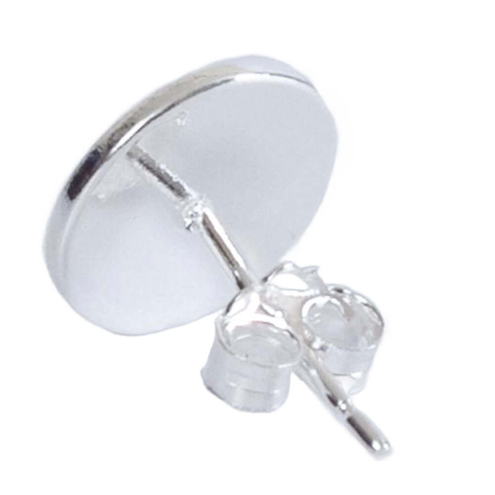 Manchester City FC Sterling Silver Stud Earring LKT Sport Highly detailed sterling silver shaped earringFeaturing the Manchester City crest on an earring studWith a butterfly back fixingOfficial licensed productApprox 10mm x 10mm Earrings