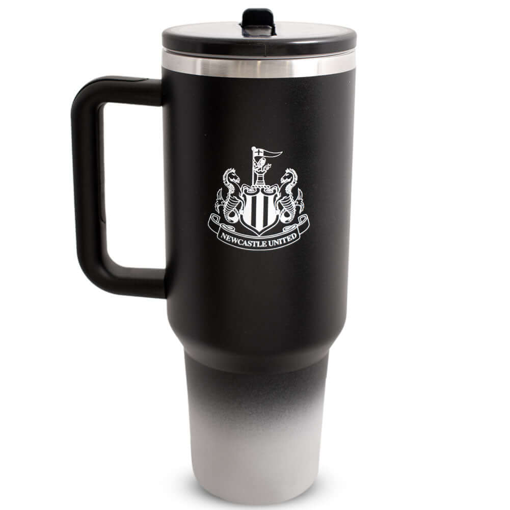 Newcastle United FC 40oz Tumbler LKT Sport Black 40oz thermal tumbler, ideal for Newcastle fans of all agesKeep your drinks hot or cold for hours with double-walled insulationIncludes a soft grip handle for extra comfortWith a sturdy drinking spout to avo