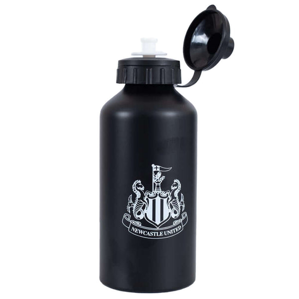 Newcastle United FC Aluminium Drinks Bottle MT LKT Sport High quality lightweight aluminium drinks bottleMatt black finish bottle featuring the Newcastle crestFlip top cap with drinking spoutOfficial licensed productApprox 500ml (17oz)Approx 19cm tall, 7c