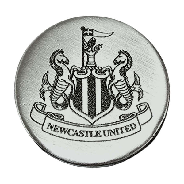 Newcastle United FC Antique Keyring & Badge Set LKT Sport Metal keyring with split ring and a pin badgeBoth featuring the Newcastle Club crestMetal alloy with antique silver style finishOfficial licensed productKeyring approx 25mm x 25mmBadge approx 25mm