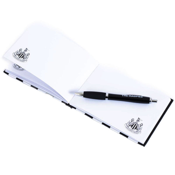 Newcastle United FC Autograph Book & Pen LKT Sport Black and white striped Autographs book with a full colour crest on the frontIncludes a ballpoint pen complete with THE MAGPIES text on the barrelEach page of the Autograph book is plain white with a cres