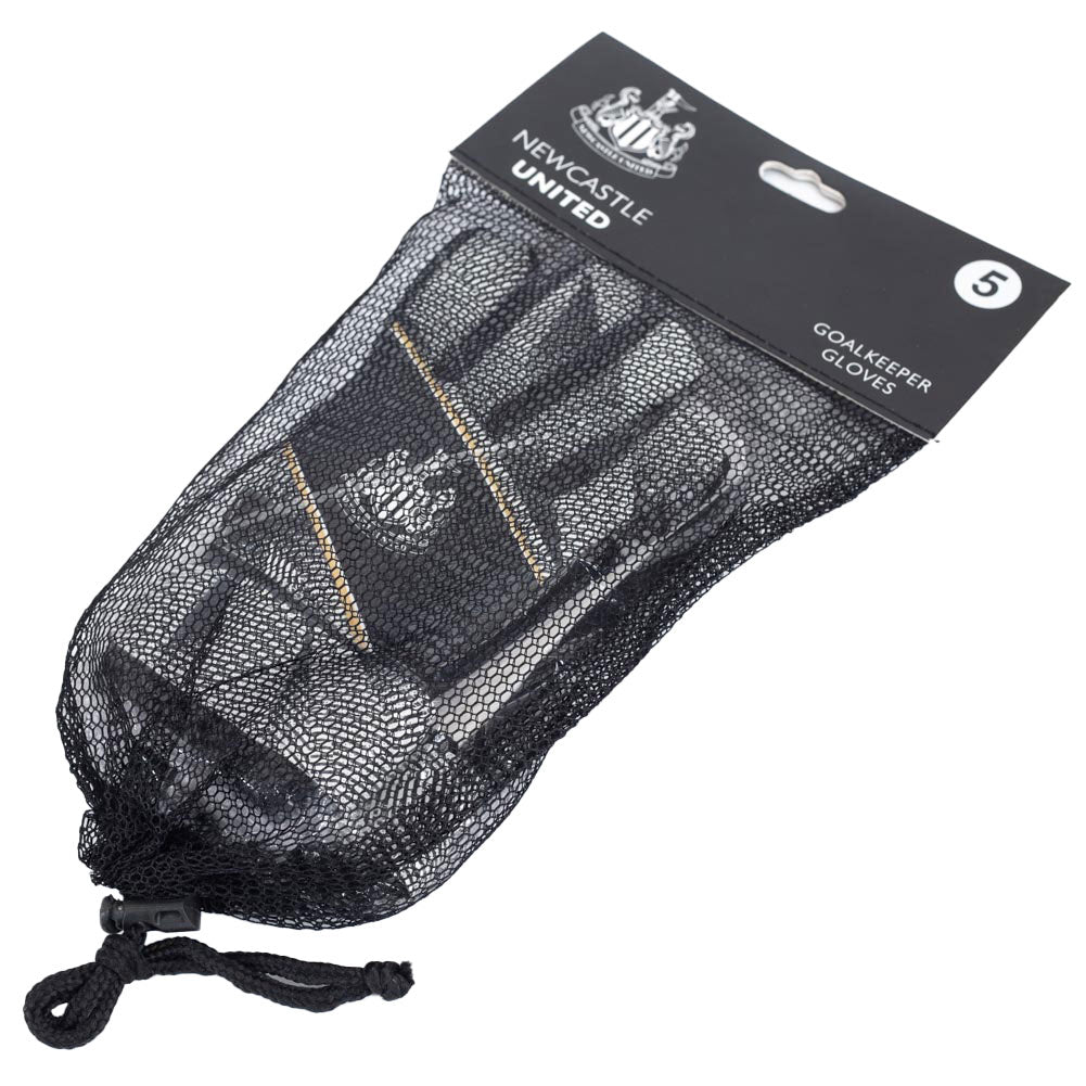 Newcastle United FC Fuse Goalkeeper Gloves Kids LKT Sport Football>Premier League>Newcastle United FC Soccer Gloves