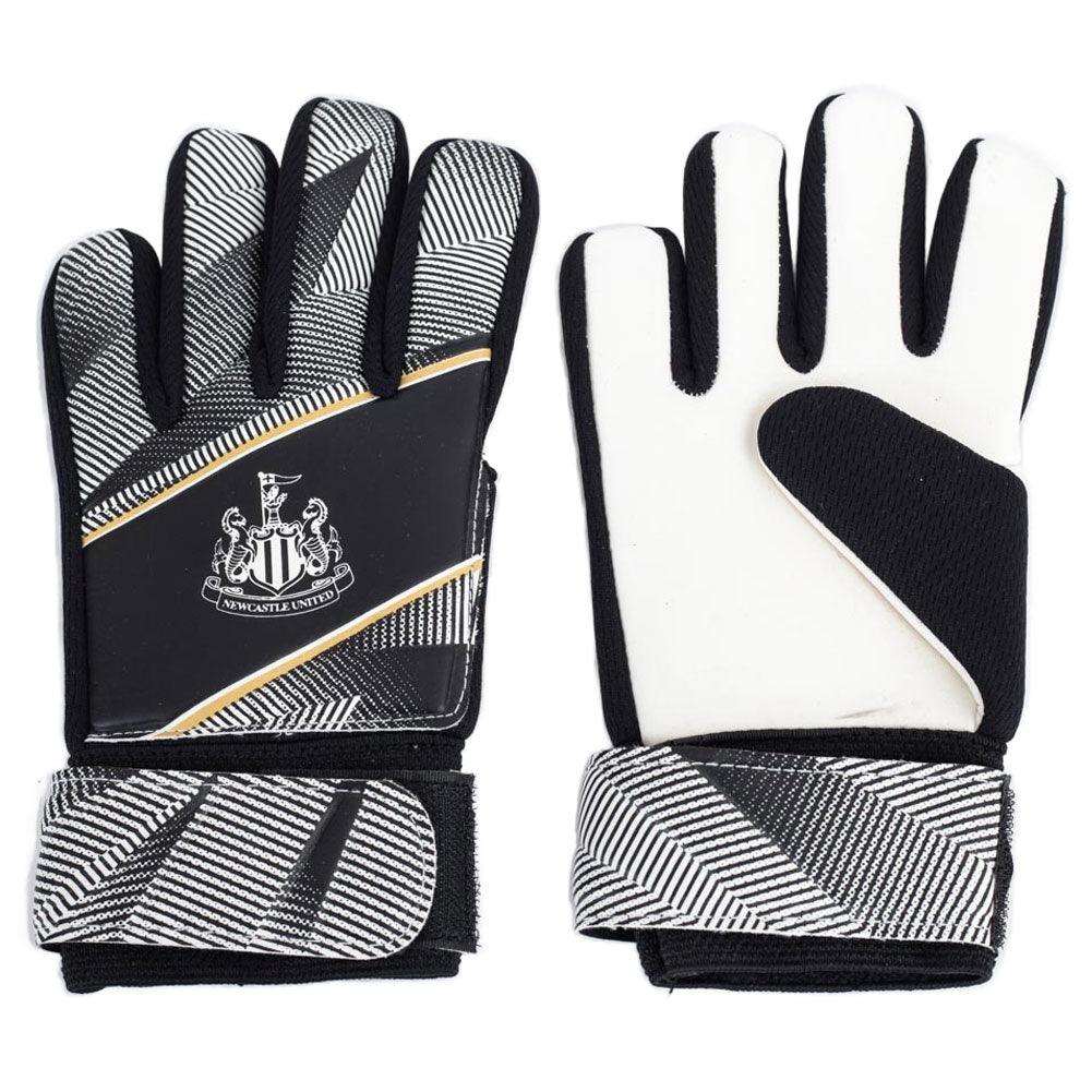 Newcastle United FC Fuse Goalkeeper Gloves Yths LKT Sport Football>Premier League>Newcastle United FC Soccer Gloves