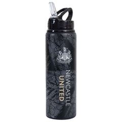 Newcastle United FC HD Printed Aluminium Drinks Bottle LKT Sport Textured HD printed aluminium drinks bottleFeaturing the Newcastle crest and text in white and goldCanteen quench cap with a closable drinking spoutOfficial licensed productApprox 750ml (25o