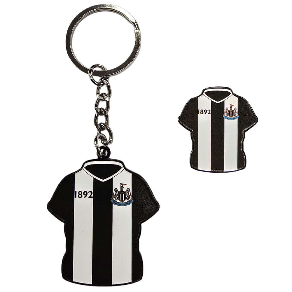 Newcastle United FC Home Shirt Keyring & Badge Set LKT Sport Football>Premier League>Newcastle United FC Keychains