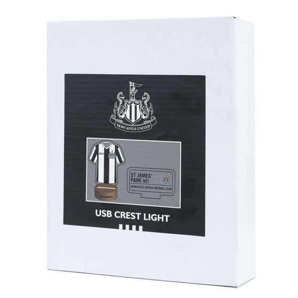 Newcastle United FC LED Dual Slide Light LKT Sport LED desk light with a wooden base and clear plastic insert featuring a Newcastle shirt and street signWhite LED lights powered by a USB cable with inline cord switchVoltage: DC5VOfficial licensed productS