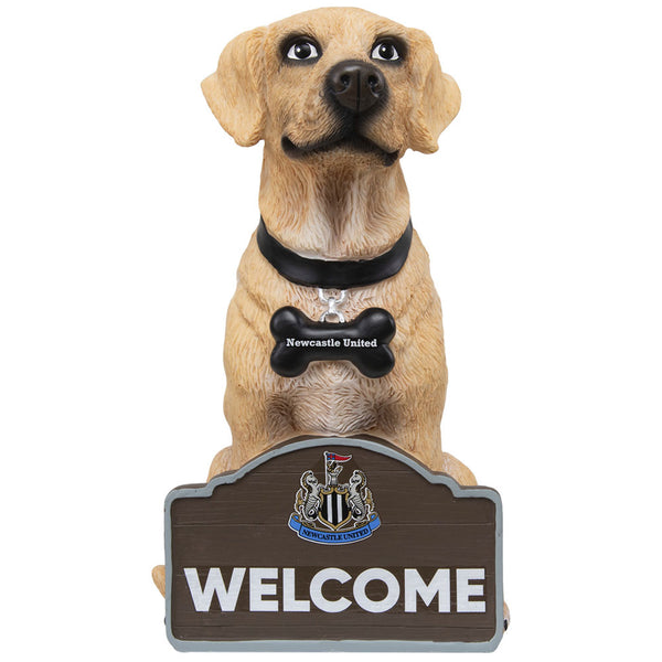 Newcastle United FC Labrador Gnome LKT Sport Labrador garden gnome in a sitting pose wearing a Newcastle collarFeatures a welcome sign with a full colour club crestOfficial Licensed MerchandiseApprox 26cm tall Garden Sculptures