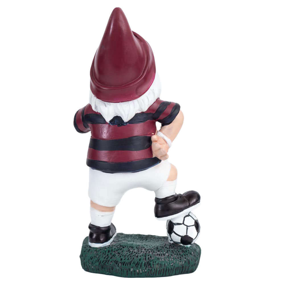 Newcastle United FC Retro 96 Away Kit Gnome LKT Sport Resin garden gnome wearing 1996 Retro kitIn a foot on the ball poseOfficial Licensed MerchandiseApprox 25cm tall Garden Gnomes