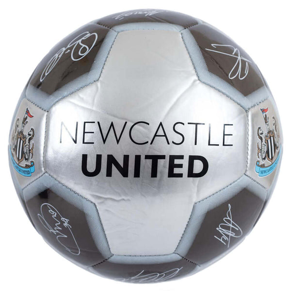 Newcastle United FC Sig 26 Football LKT Sport High spec 26 panel synthetic footballStriking silver and grey colours featuring the Newcastle crest and official player signature printsSuitable for 14 yrs and olderOfficial licensed productSize 5 footballAppr