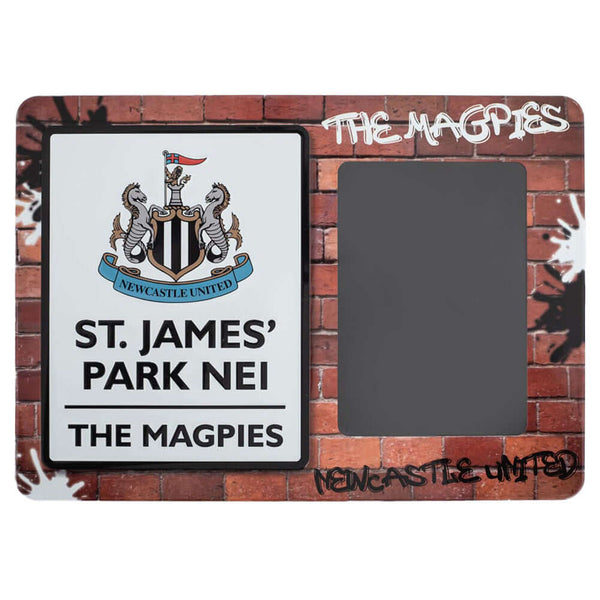 Newcastle United FC St. James' Park Picture Frame Sign LKT Sport Sturdy metal photo frame sign featuring a St James Park signIncludes 'The Magpies' across the top, with Newcastle United across the bottomWith a portrait photo area positioned on the rightOf