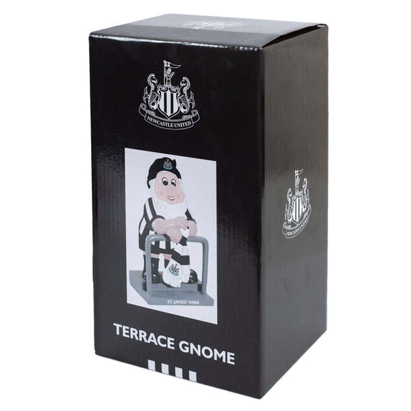 Newcastle United FC Terrace Gnome LKT Sport Resin garden gnome wearing classic home kit coloursWatching from the terracesOfficial Licensed MerchandiseApprox 25cm tall Lawn Ornaments