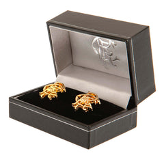 Rangers FC Gold Plated Scroll Crest Cufflinks LKT Sport Gold Plated crest shaped cufflinksFeaturing a highly detailed Rangers FC scroll crestOn a bullet back fixingOfficial licensed productApprox 20mm x 16mm Cufflinks