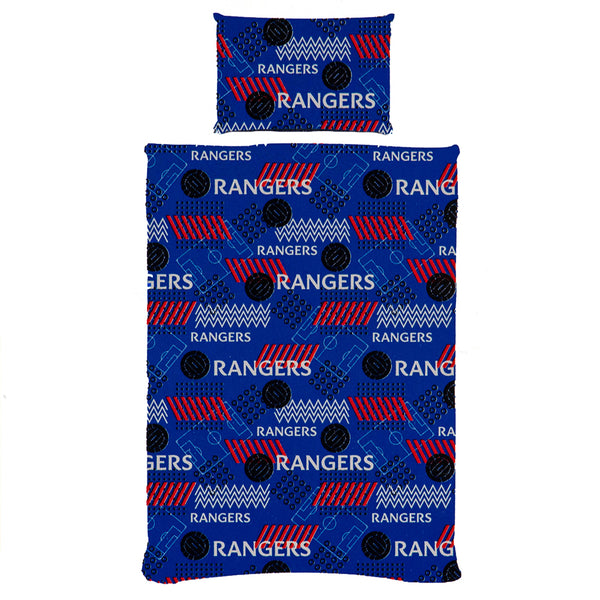 Rangers FC Pulse Single Duvet Set LKT Sport Striking pulse design reversible duvet cover with a large club crest in the centrePillowcase features a large Rangers club crestMulti crest design on the reverse52% polyester 48% cotton machine washableOfficial