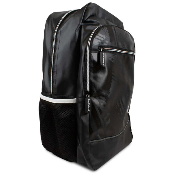 Real Madrid FC Commuter Backpack LKT Sport Stylish black backpack featuring a white Real Madrid crestPadded back panel for comfort with adjustable shoulder straps and double carry strapsMain compartment has a large double zipped opening for easy access2 m