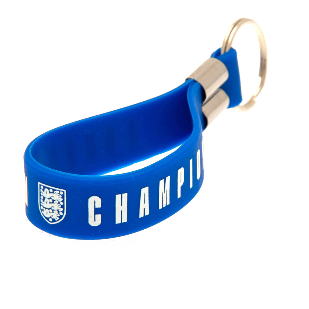 https://imageoffloads.taylorsmerchandise.com/wp-content/uploads/TM-01520-England-Lionesses-European-Champions-Silicone-Keyring.jpg