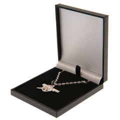 https://imageoffloads.taylorsmerchandise.com/wp-content/uploads/TM-03600-Arsenal-FC-Silver-Plated-Boxed-Pendant-GN.jpg