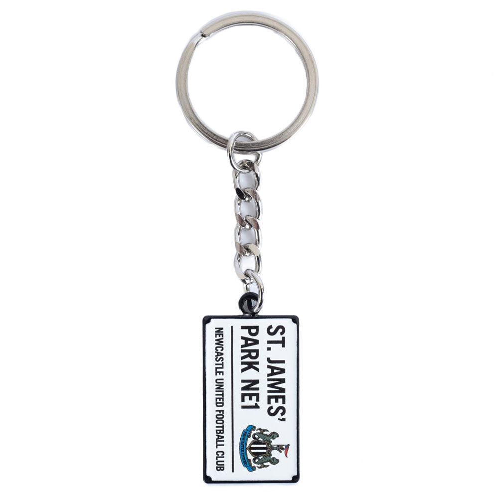https://imageoffloads.taylorsmerchandise.com/wp-content/uploads/TM-04155-Newcastle-United-FC-Street-Sign-Keyring.jpg